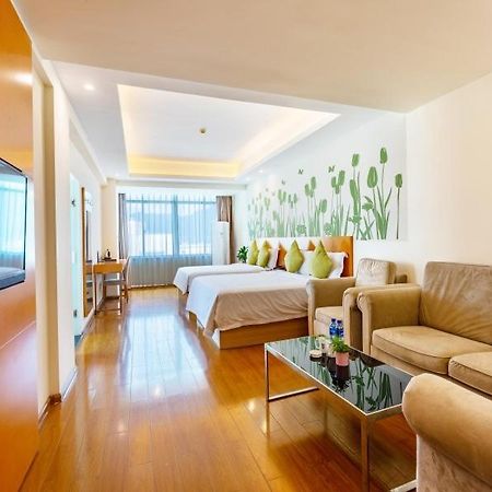 Greentree Alliance Sanya Jiyang District Yalongwan Road Hotel Buitenkant foto