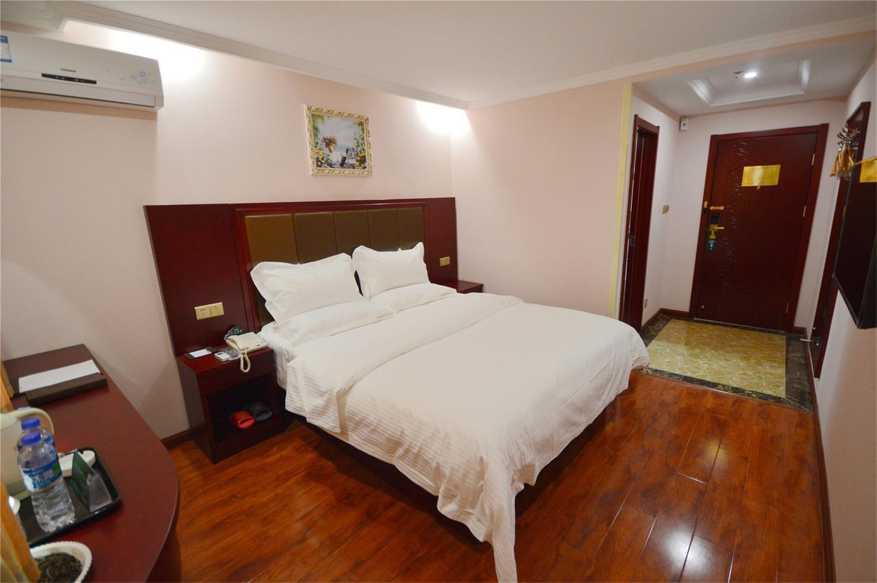 Greentree Alliance Sanya Jiyang District Yalongwan Road Hotel Buitenkant foto