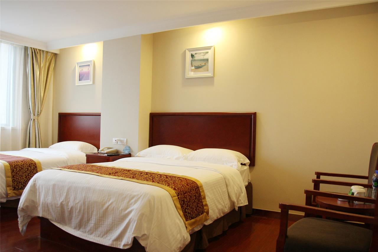 Greentree Alliance Sanya Jiyang District Yalongwan Road Hotel Buitenkant foto