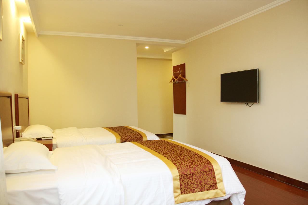 Greentree Alliance Sanya Jiyang District Yalongwan Road Hotel Buitenkant foto